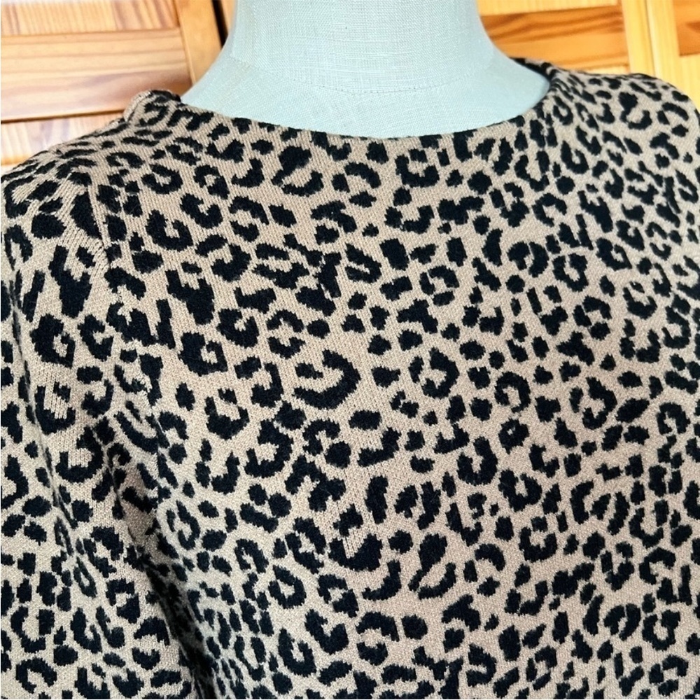 Cynthia Rowley Large Leopard Print Knit Sweater Cuffed Sleeves Casual - Picture 3 of 9